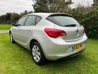VAUXHALL ASTRA