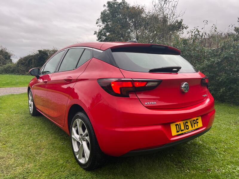 VAUXHALL ASTRA