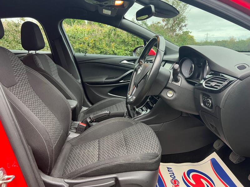 VAUXHALL ASTRA