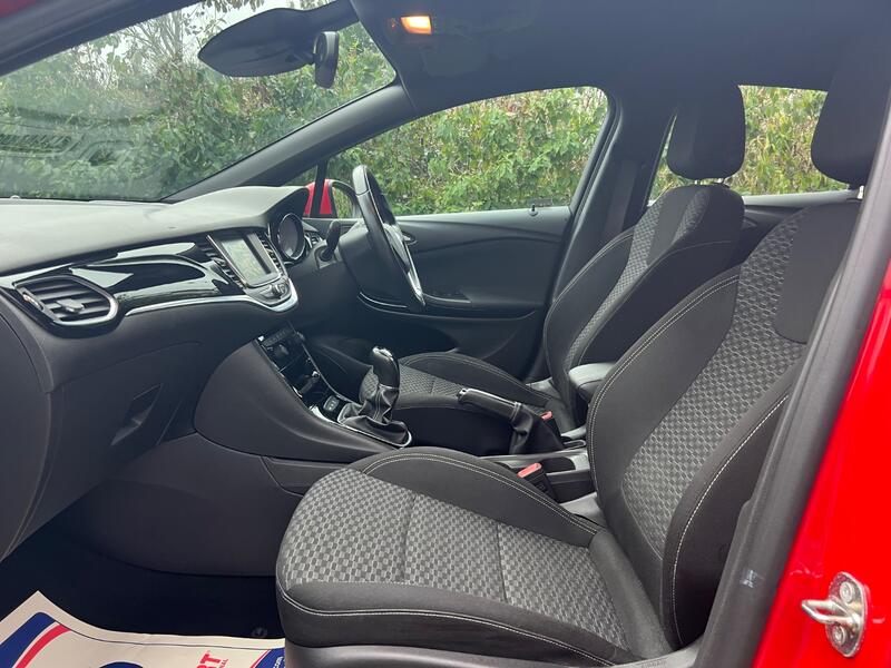 VAUXHALL ASTRA