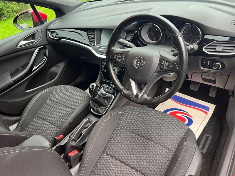 VAUXHALL ASTRA