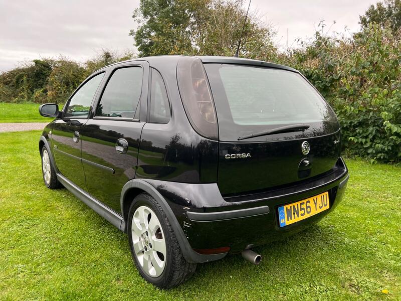 VAUXHALL CORSA