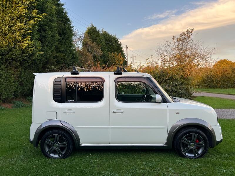 NISSAN CUBE