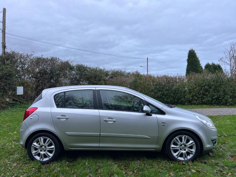 VAUXHALL CORSA