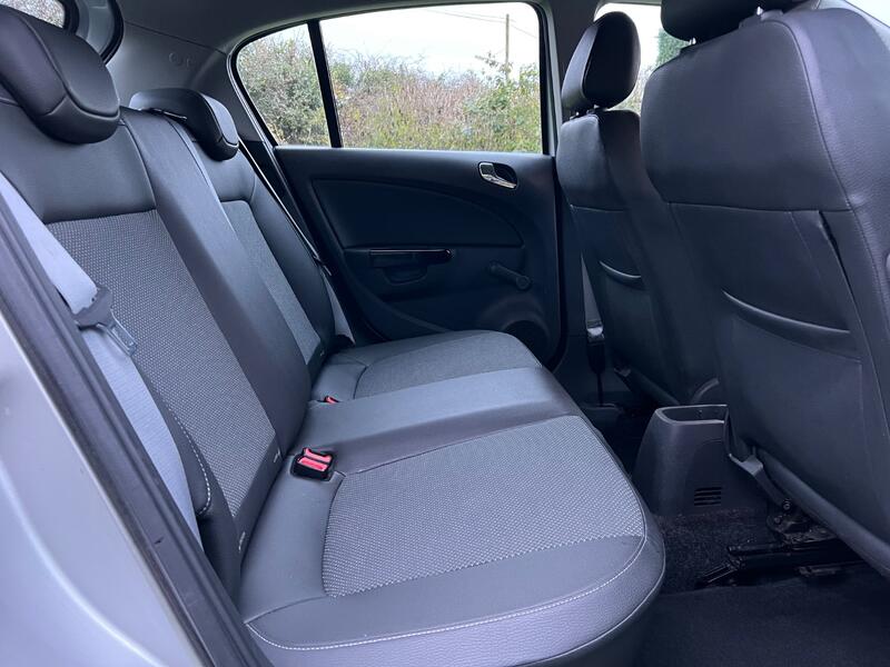 VAUXHALL CORSA