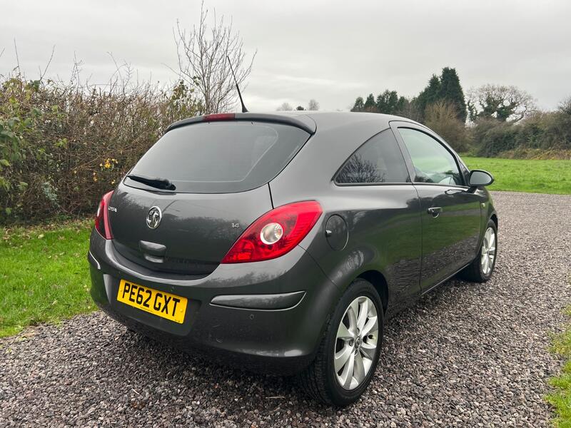 VAUXHALL CORSA