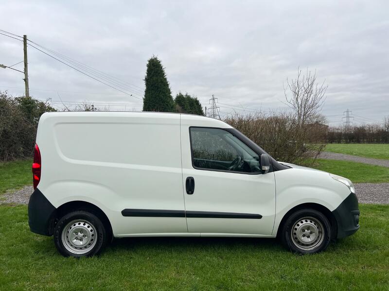 VAUXHALL COMBO