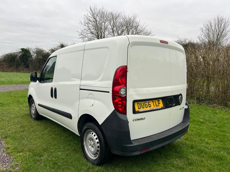 VAUXHALL COMBO