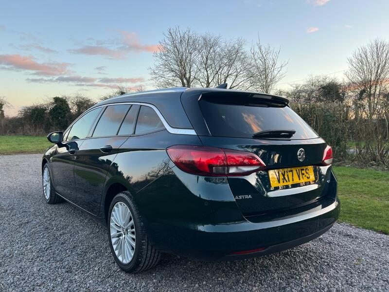VAUXHALL ASTRA