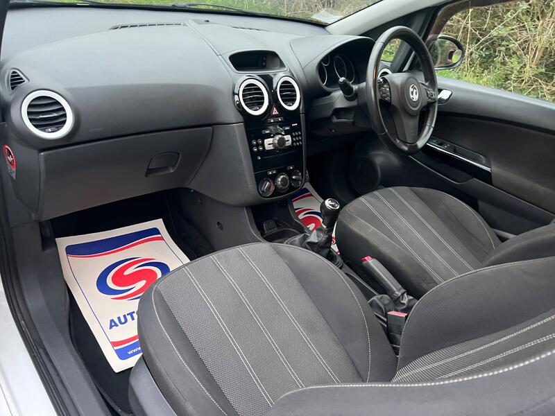 VAUXHALL CORSA
