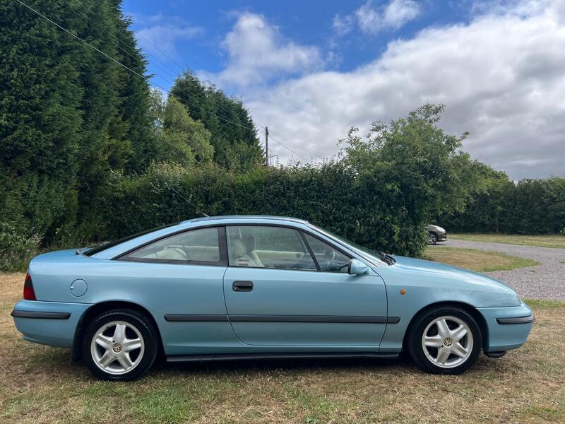 VAUXHALL CALIBRA